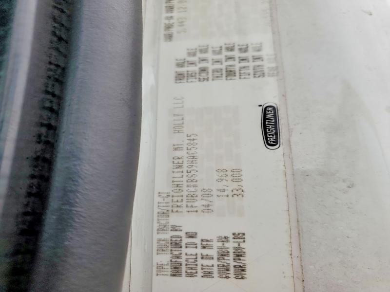 2009 Freigliner 2009 Freightliner Business Class M2 Semi Truck