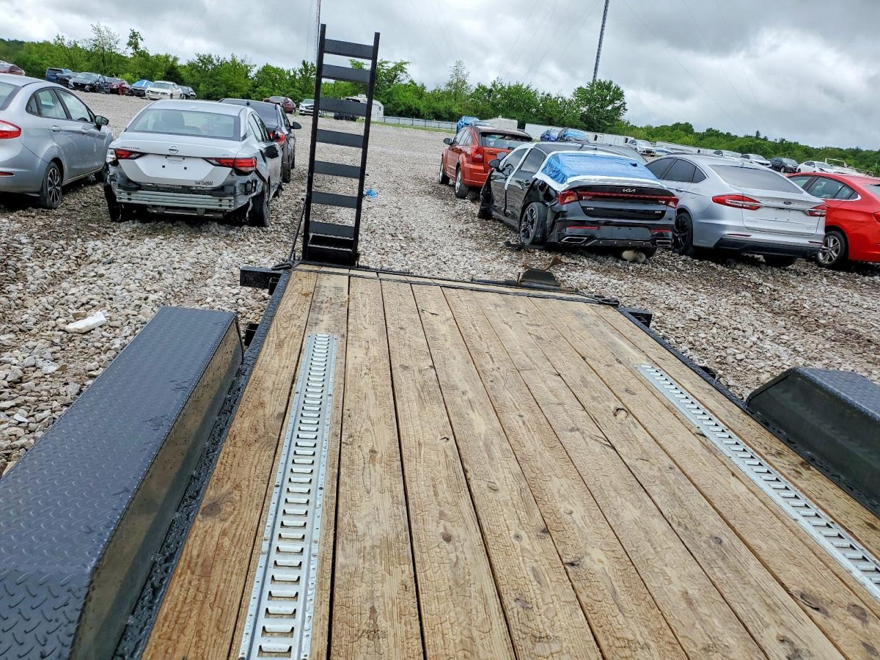 2025 P&T Equipment Trailer