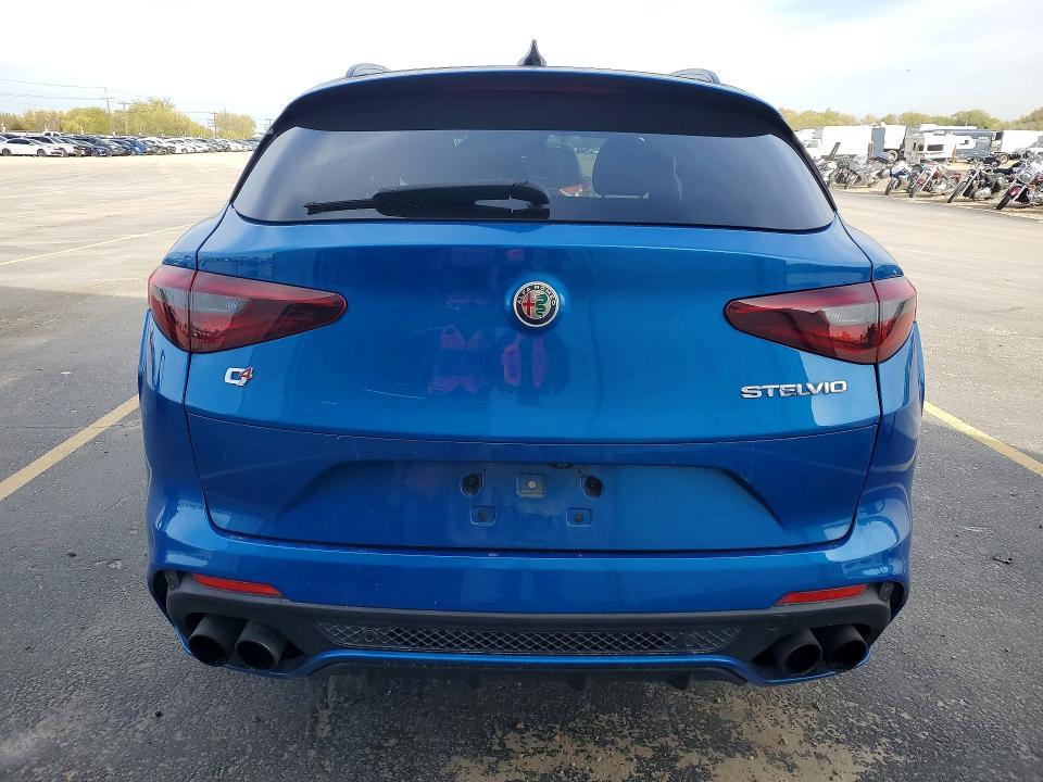 2019 Alfa Romeo Stelvio Quadrifoglio
