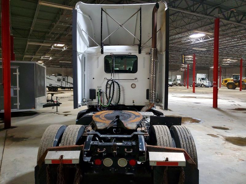 2018 Kenworth T680 Semi Truck