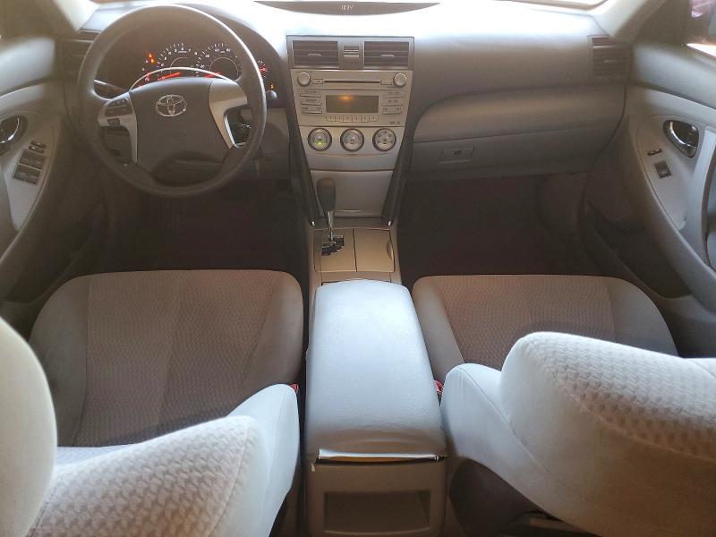 2010 Toyota Camry le