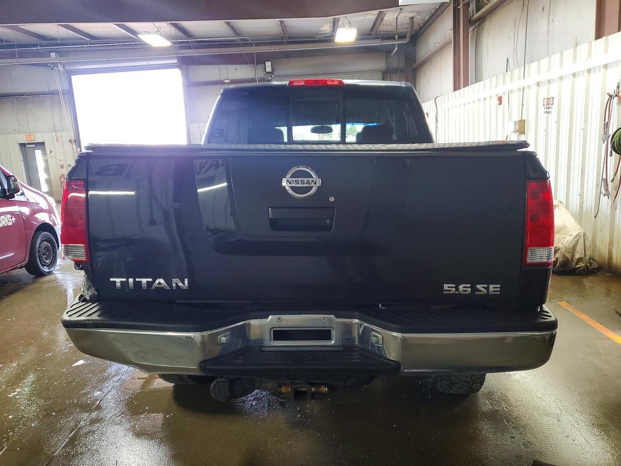 2004 Nissan Titan XE