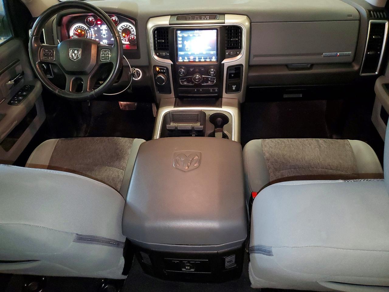 2019 Dodge RAM 1500 Classic SLT