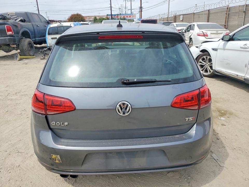 2015 Volkswagen Golf