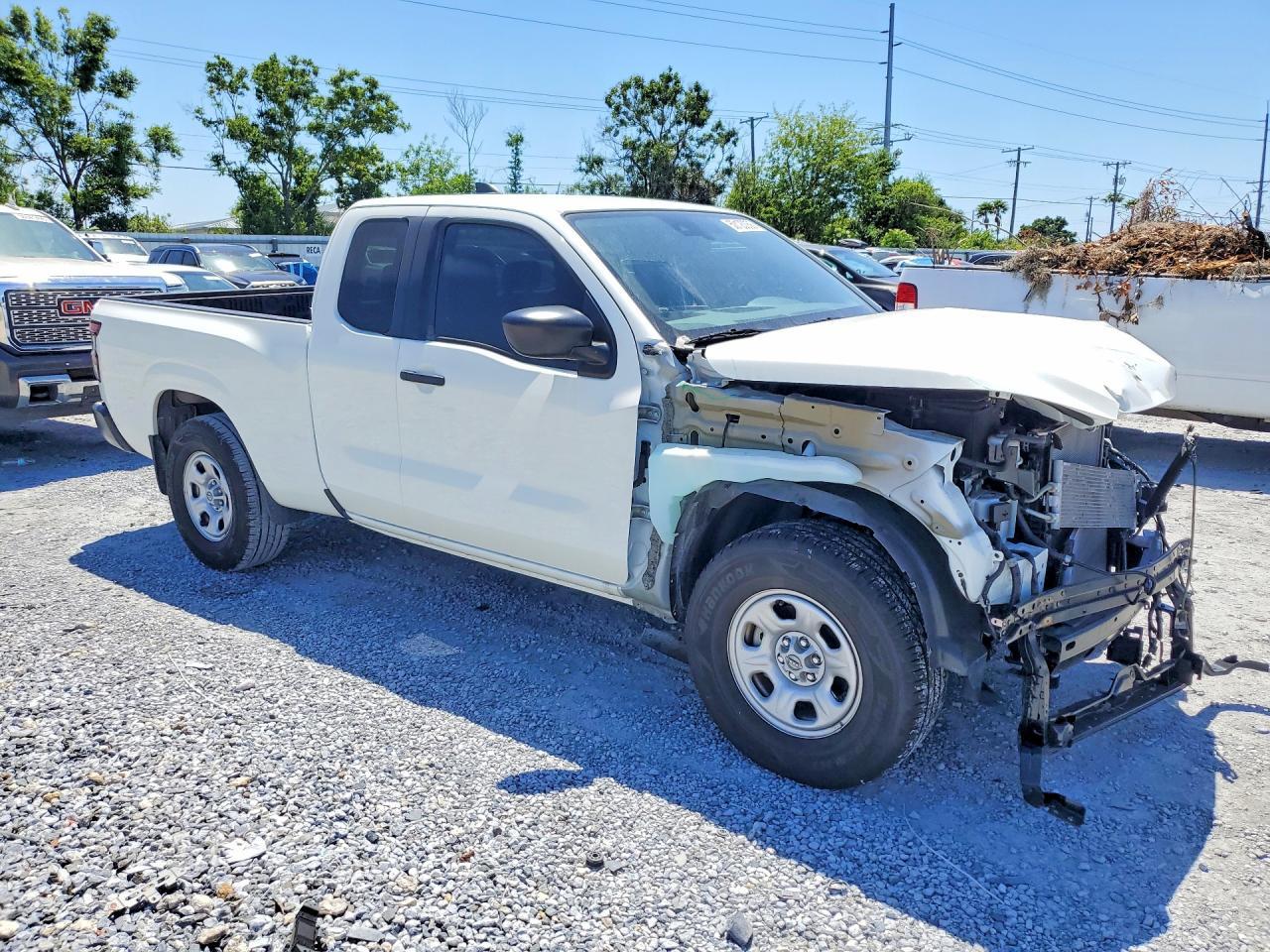2024 Nissan Frontier S