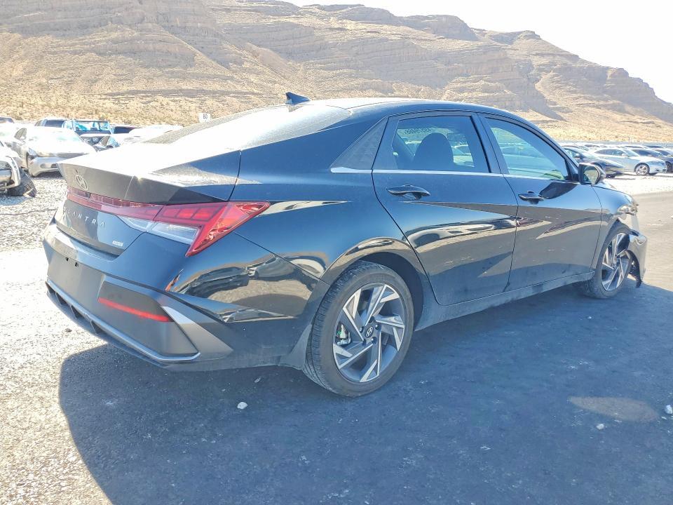 2025 Hyundai Elantra Limited