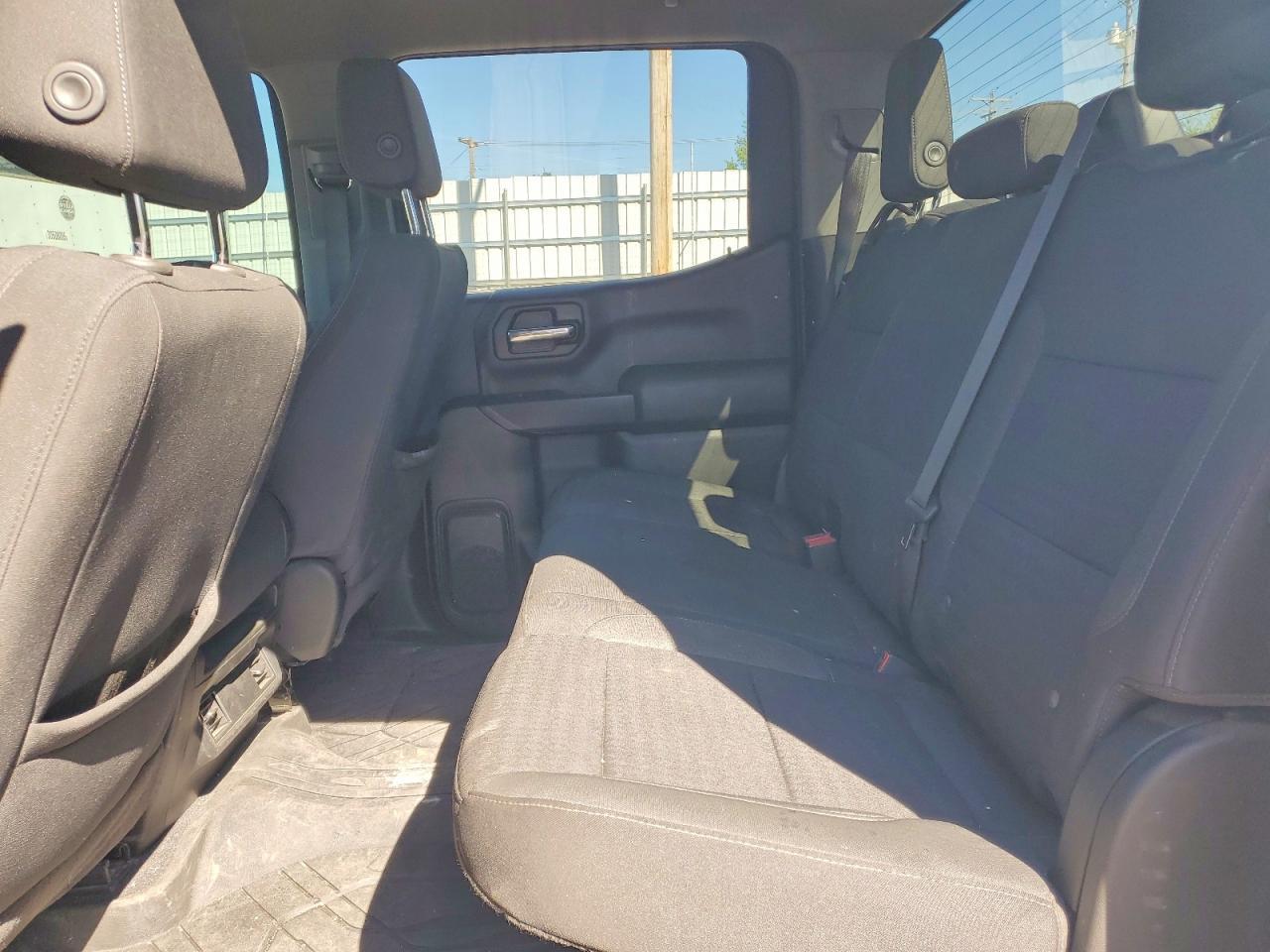 2022 Chevrolet Silverado K1500 Custom