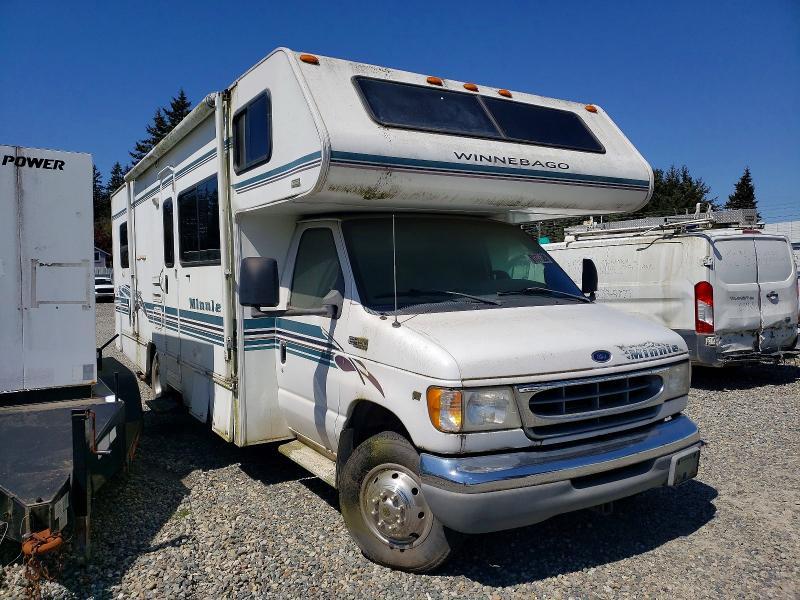 2001 Winnebago Minnie 2529RG