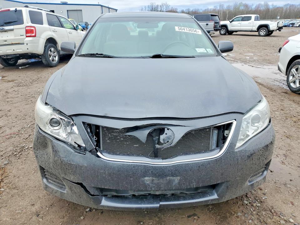 2011 Toyota Camry le