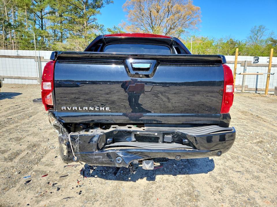 2013 Chevrolet Avalanche LTZ