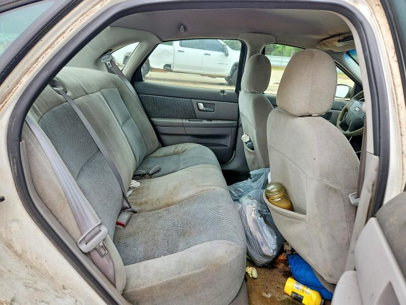 2001 Ford Taurus se