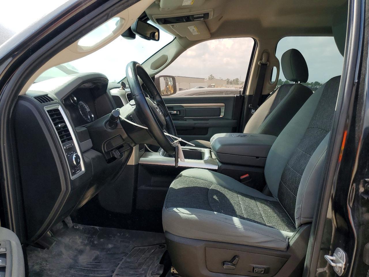2019 Dodge RAM 1500 Classic SLT