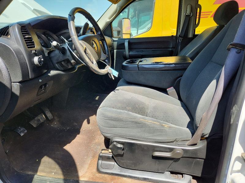 2008 Chev Rolet Silverado Flatbed Truck