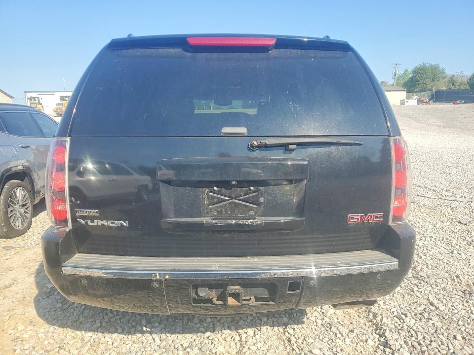 2011 GMC Yukon Denali