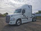 2014 Freigliner 2000 Freightliner Semi Truck