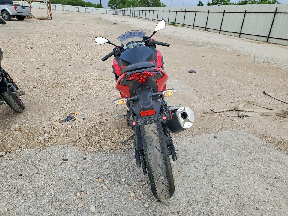 2025 Kawasaki EX500 A