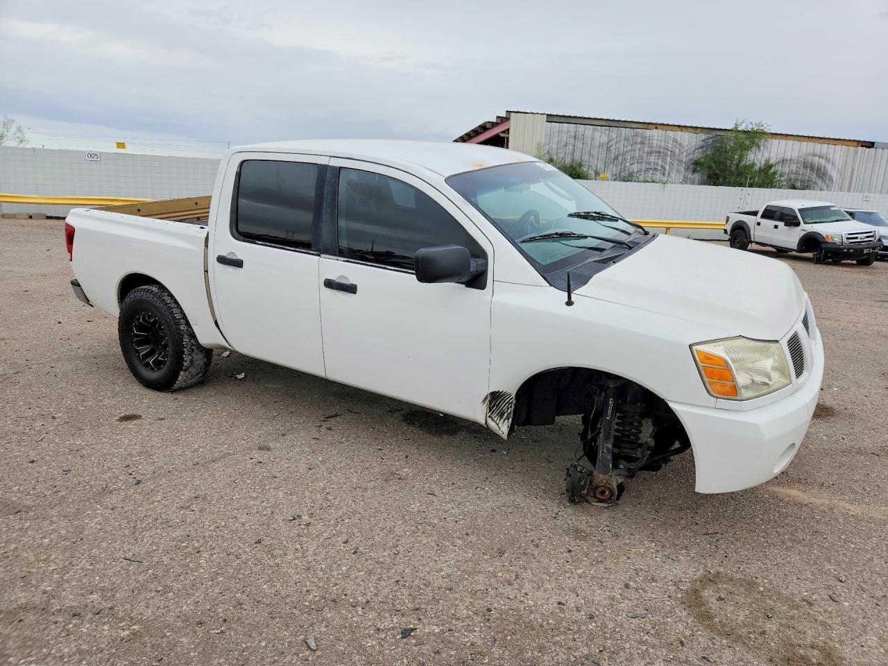 2004 Nissan Titan XE