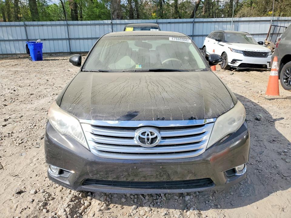 2011 Toyota Avalon Limited