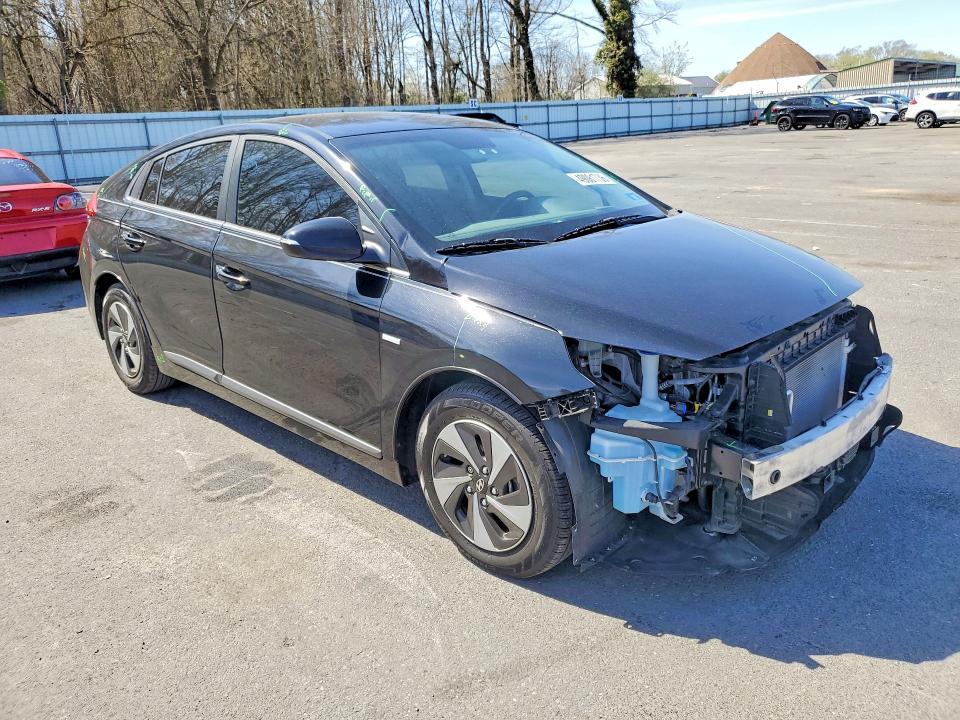 2018 Hyundai Ioniq Hybrid sel