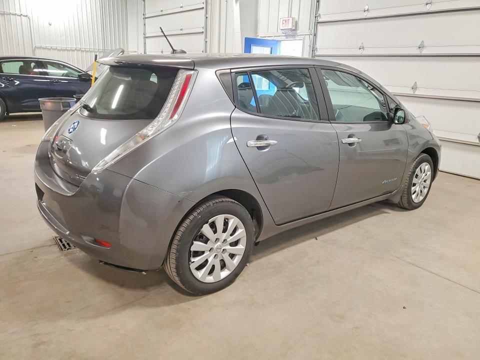 2015 Nissan Leaf s