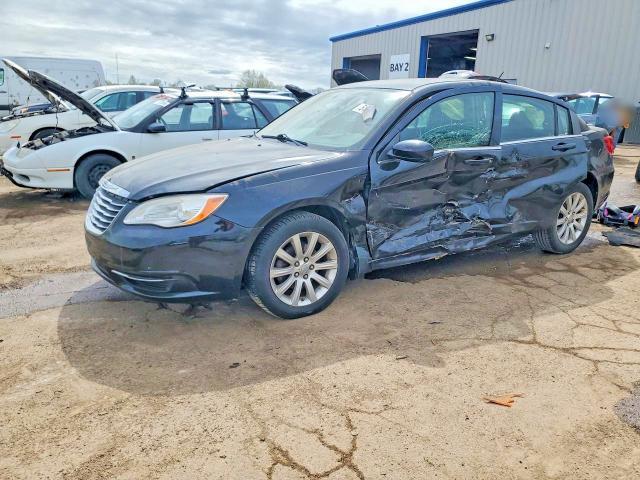 2013 Chrysler 200 Touring