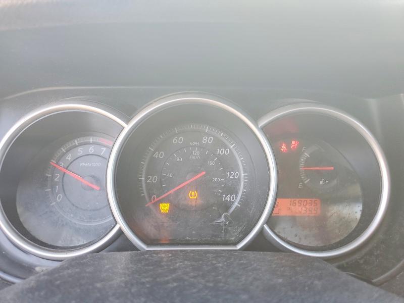 2012 Nissan Versa 1.8 s