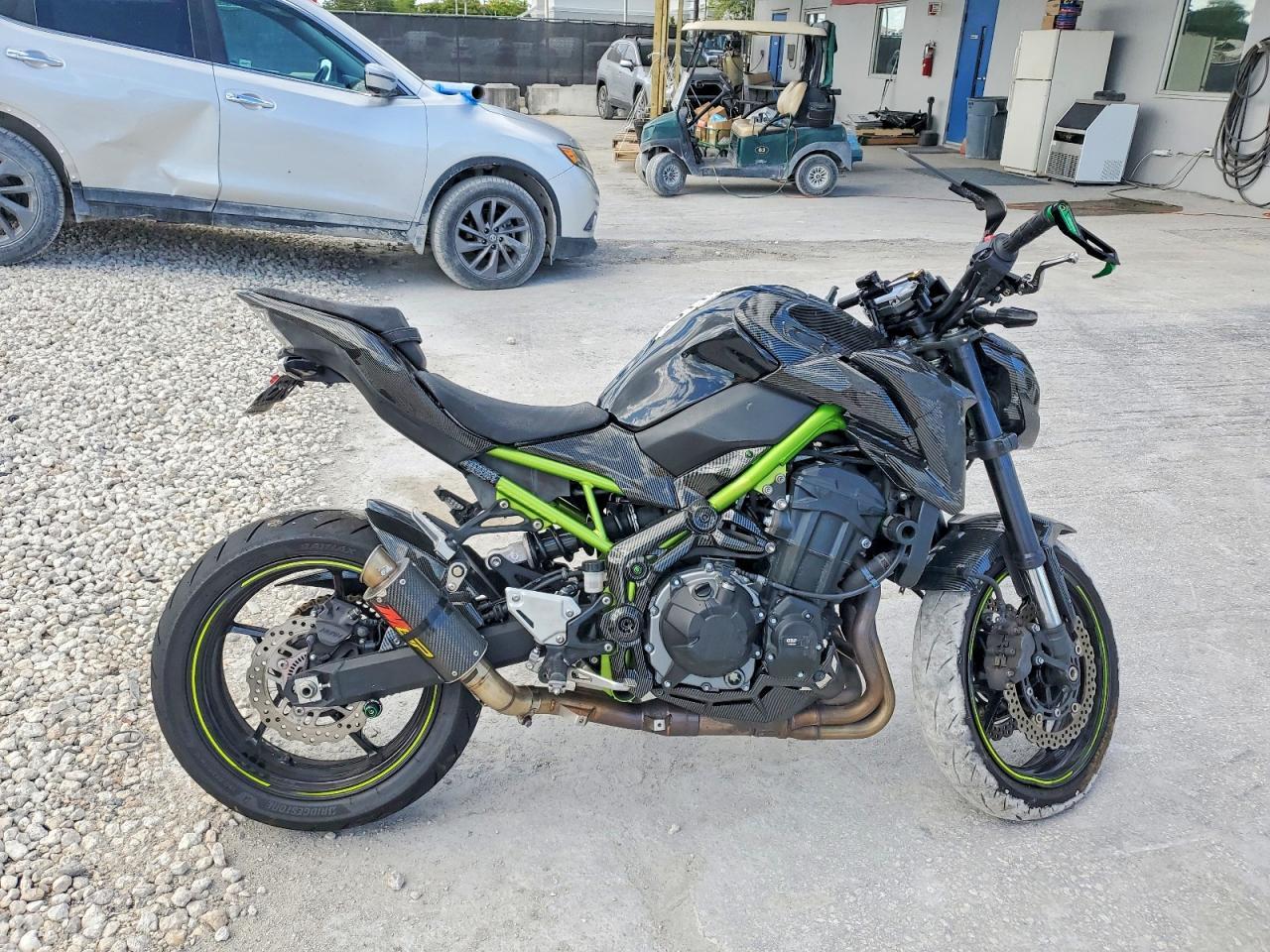 2017 Kawasaki ZR900