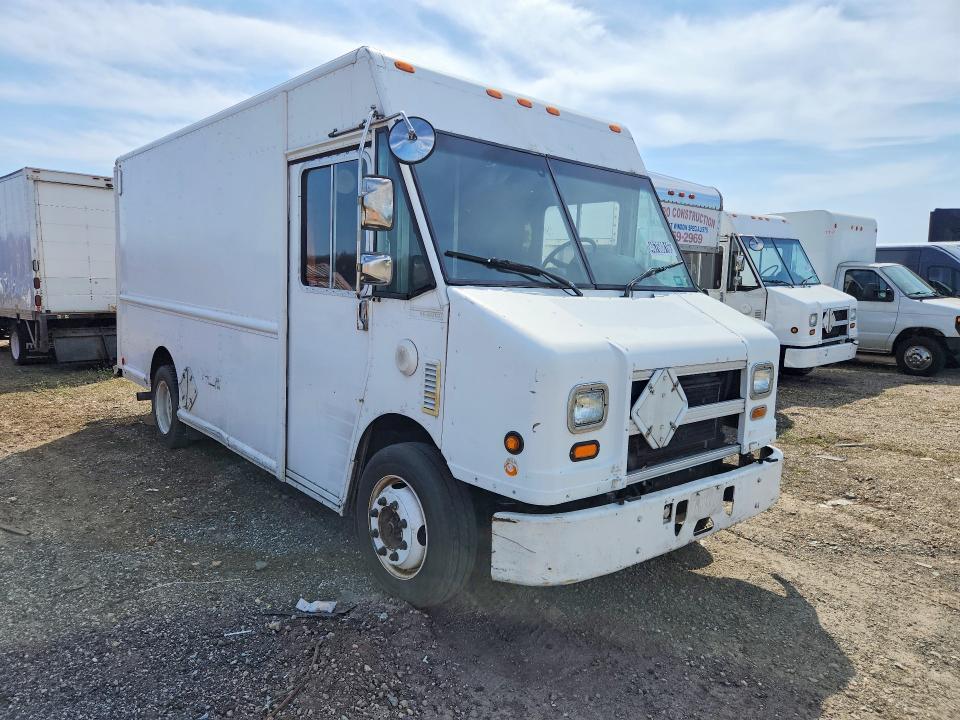2007 Freightliner MT45 HEV Chassis Delivery Truck