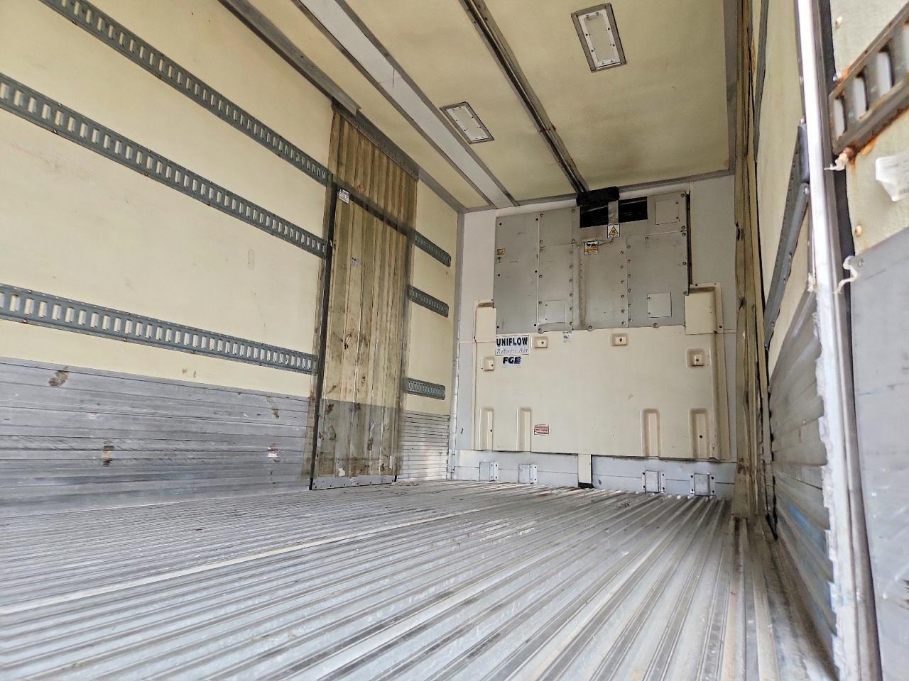 2015 Utility VS2RA Refrigerated Van Trailer