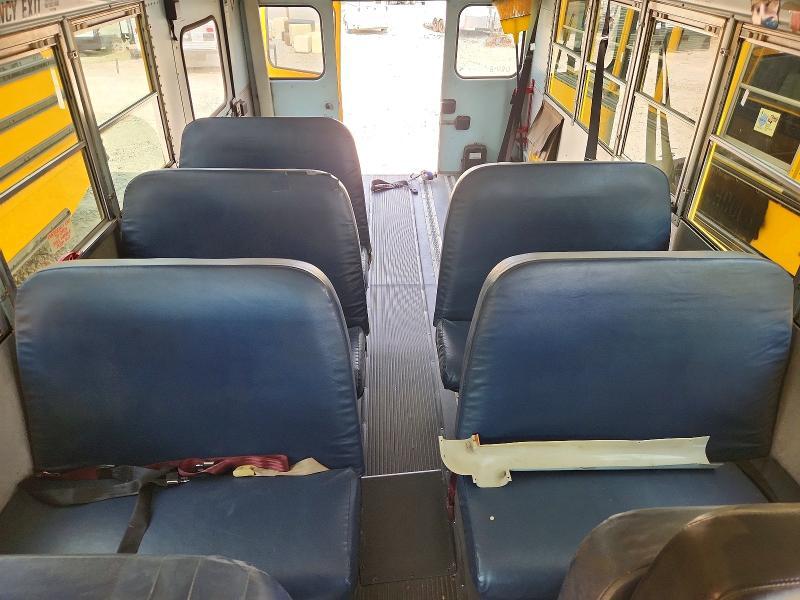 2002 International 3800 School Bus
