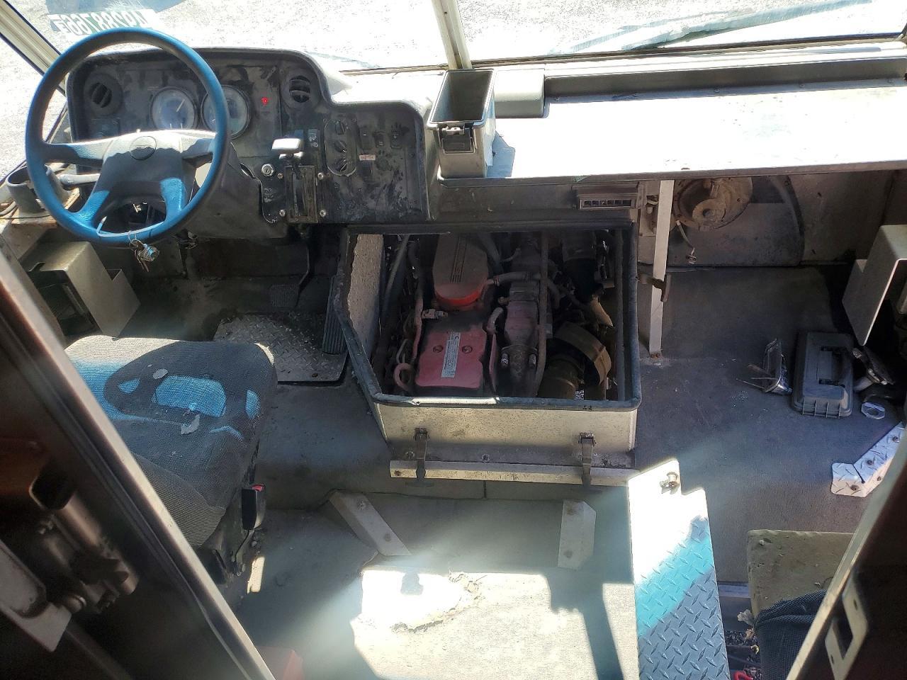 2008 Freightliner Chassis M Line WALK-IN Van