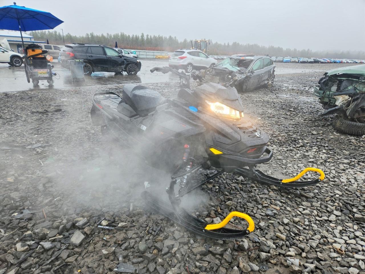 2021 Skidoo Snowmobile