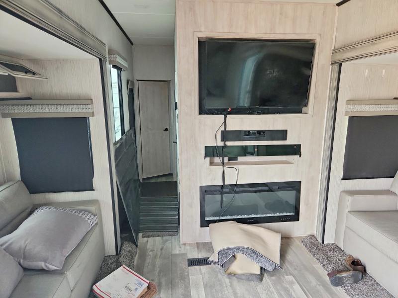 2022 Foresriver 2022 Forest River Sierra Camper
