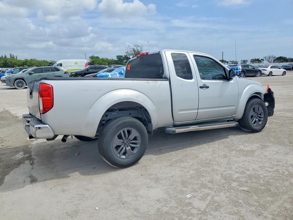 2015 Nissan Frontier s