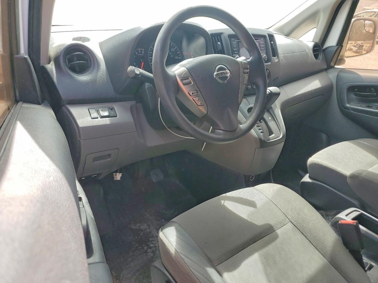 2018 Nissan NV200 SV