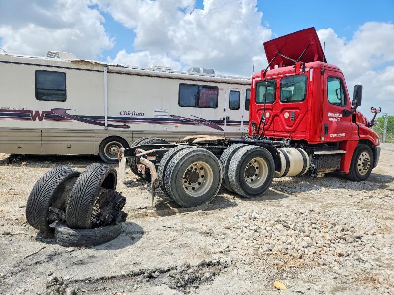 2015 Freigliner Cascadia 125