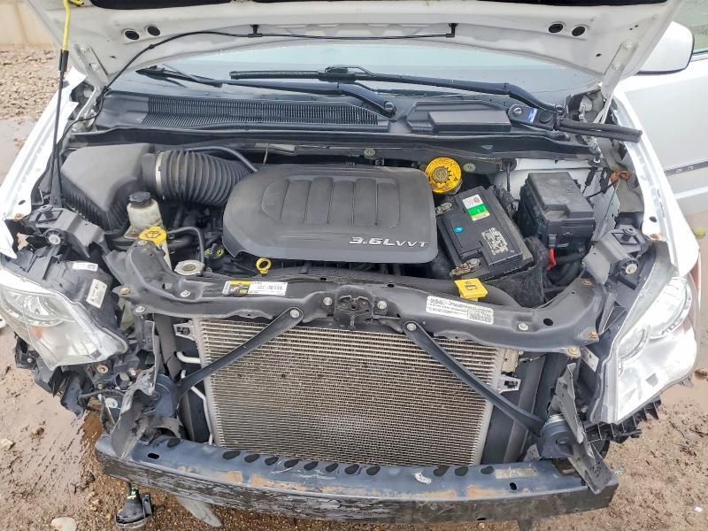 2015 Chrysler Town & Country Touring