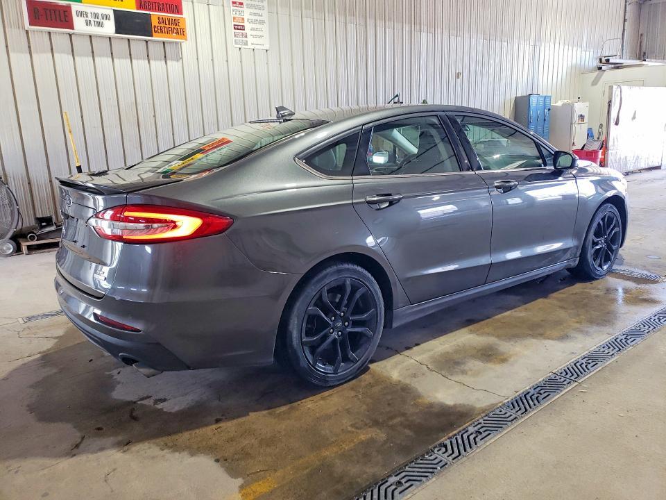 2019 Ford Fusion se