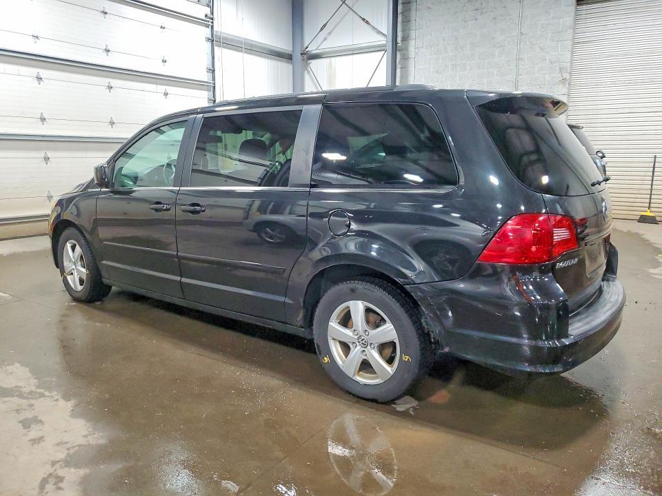 2011 Volkswagen Routan se