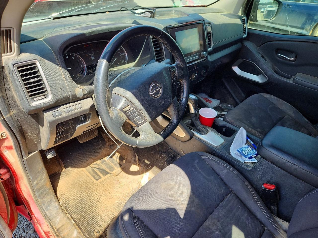 2022 Nissan Frontier SV