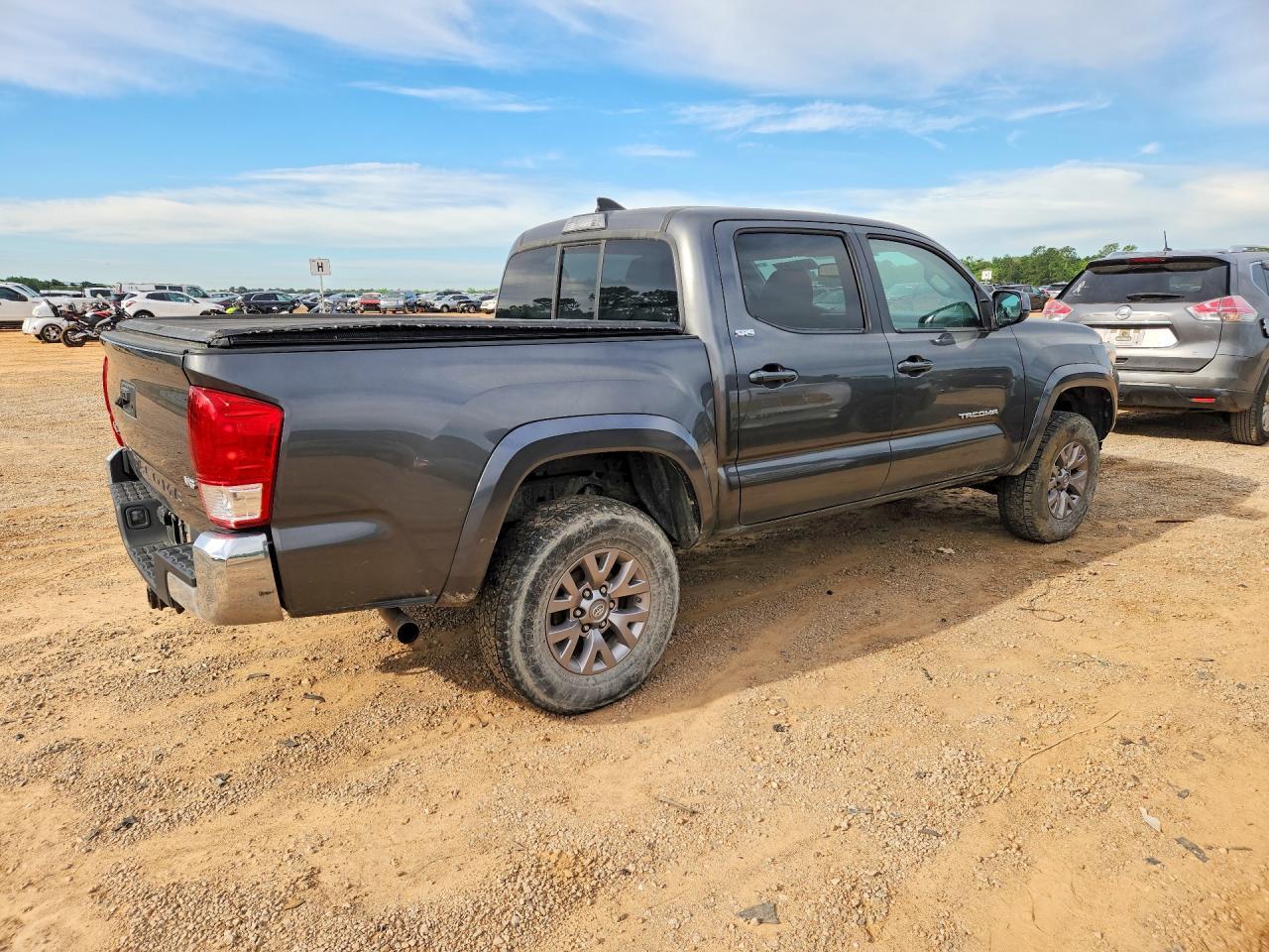 2017 Toyota Tacoma SR5 V6