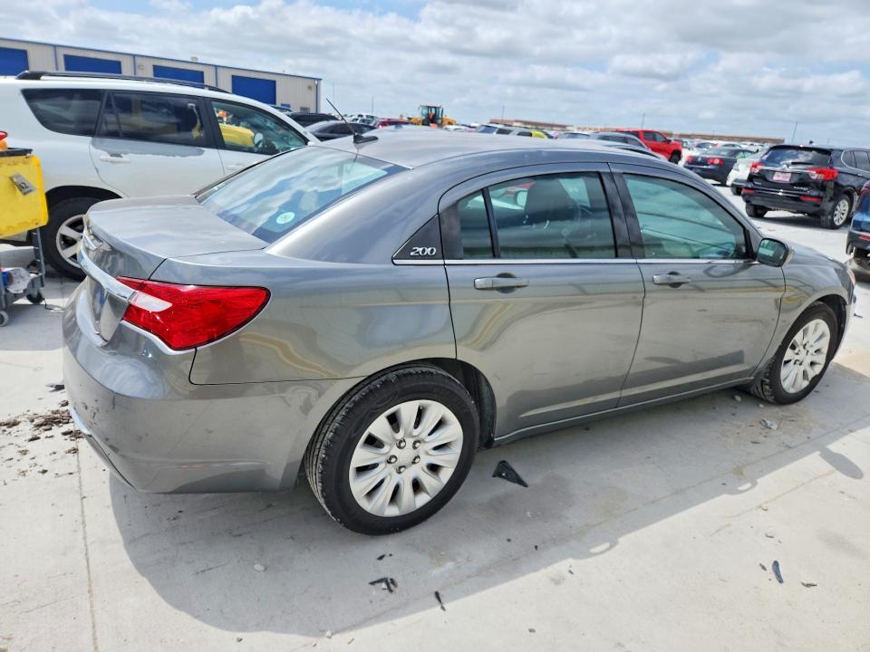 2012 Chrysler 200 lx