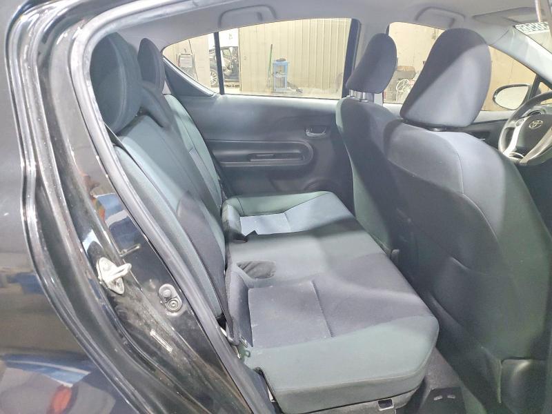 2016 Toyota Prius c two