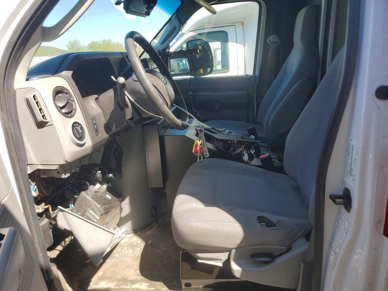 2019 Ford E-350