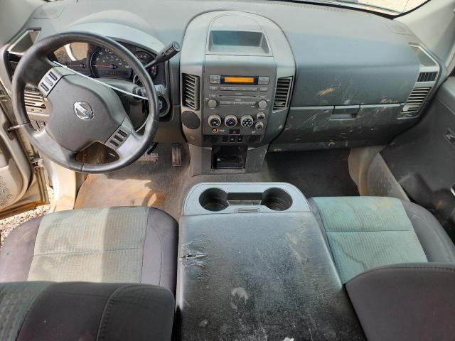 2004 Nissan Titan XE