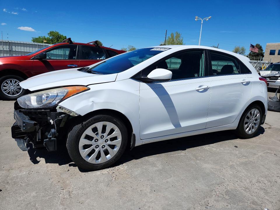 2016 Hyundai Elantra gt Base