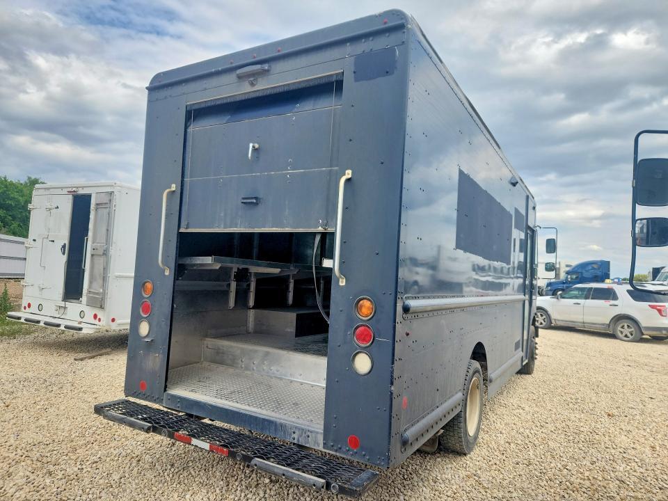 2020 Freightliner MT45G Chassis Delivery Truck