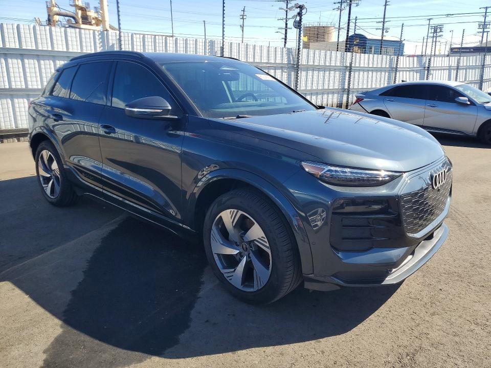 2025 Audi Q6 E-tron Premium Plus