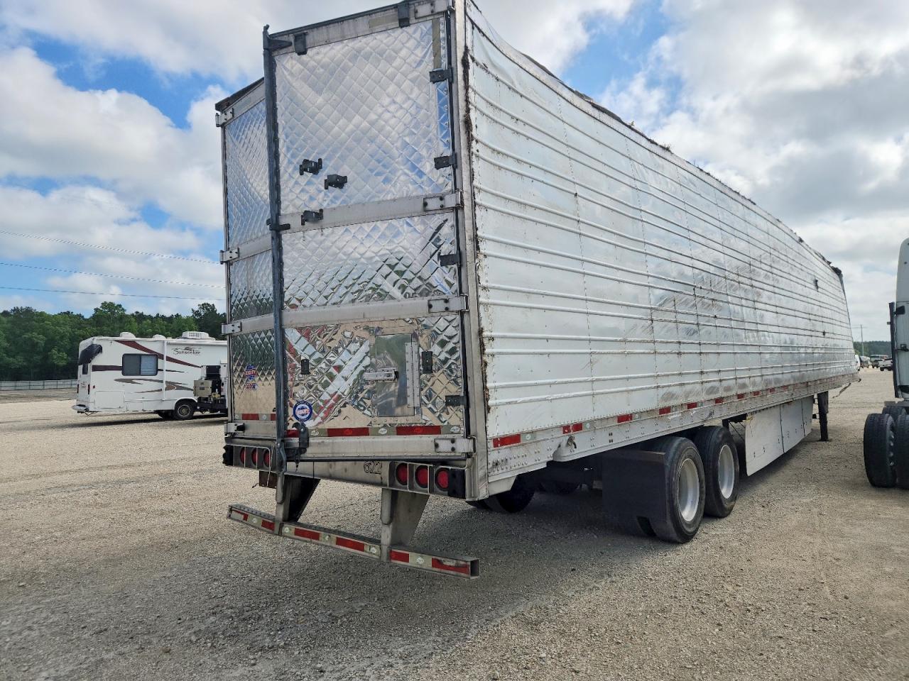 2015 Utility VS2RA Refrigerated Van Trailer