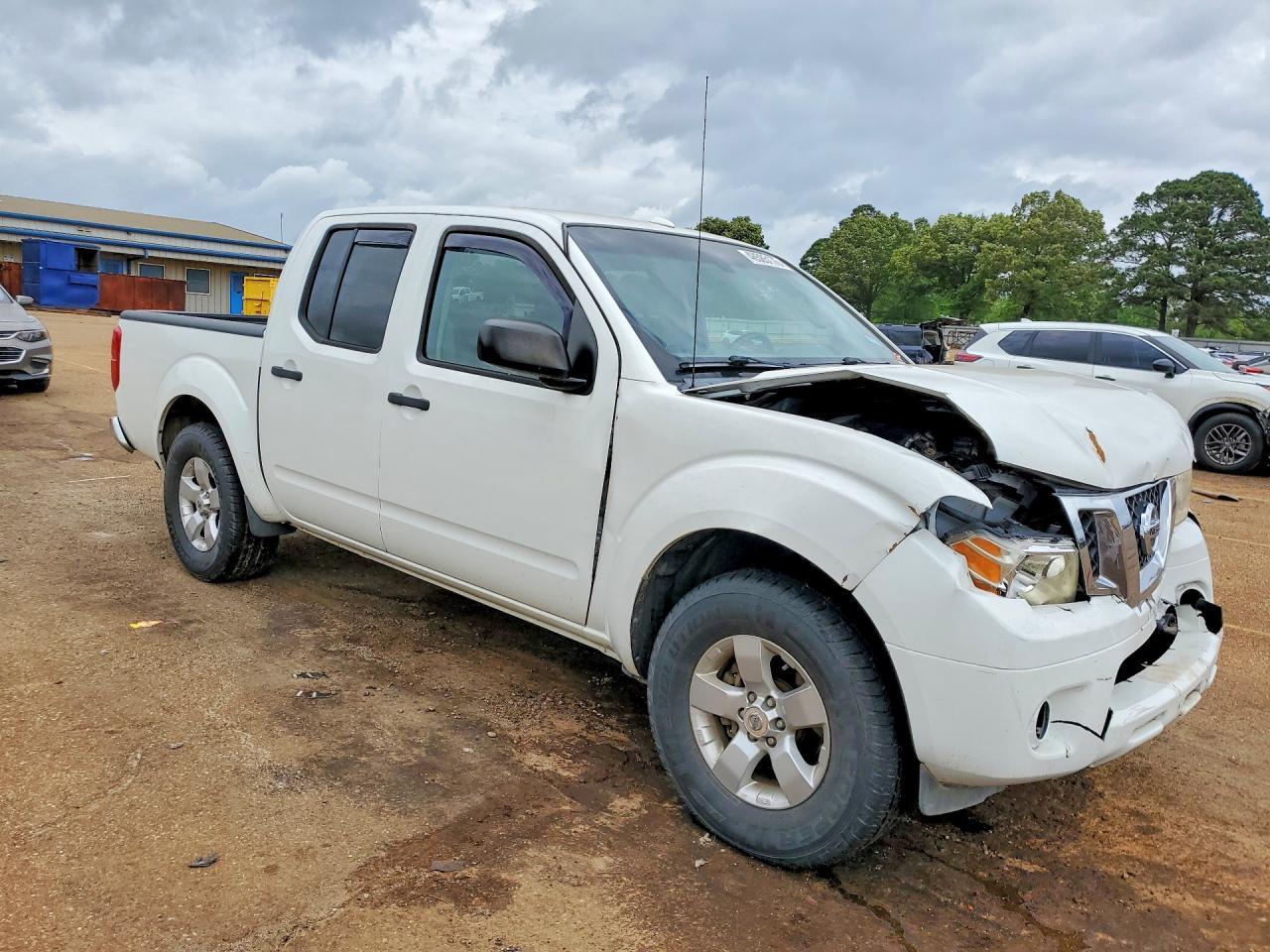 2013 Nissan Frontier S